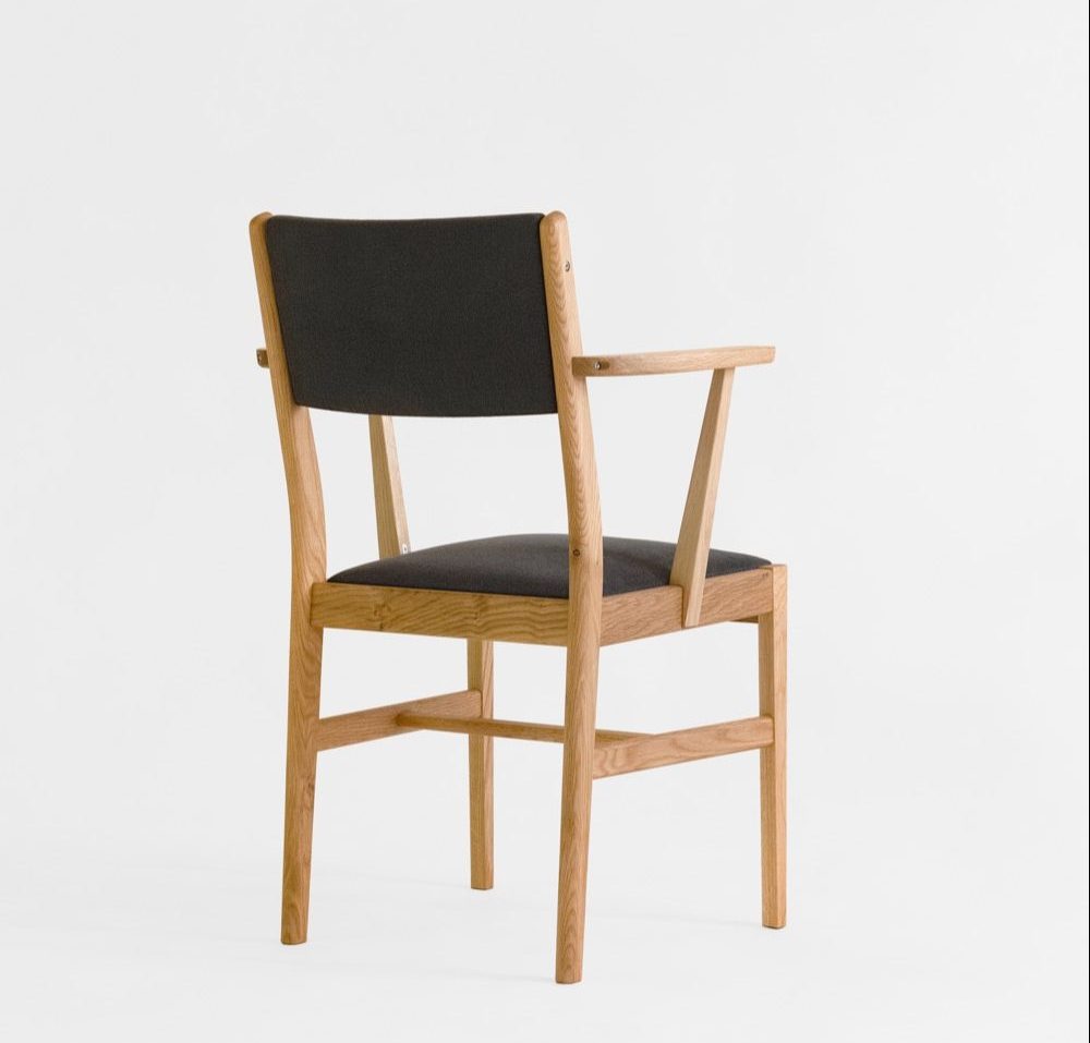 LIM Arm Chairを発売しました